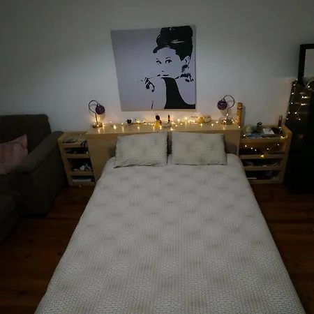 Cozy With Terrace Lizbona